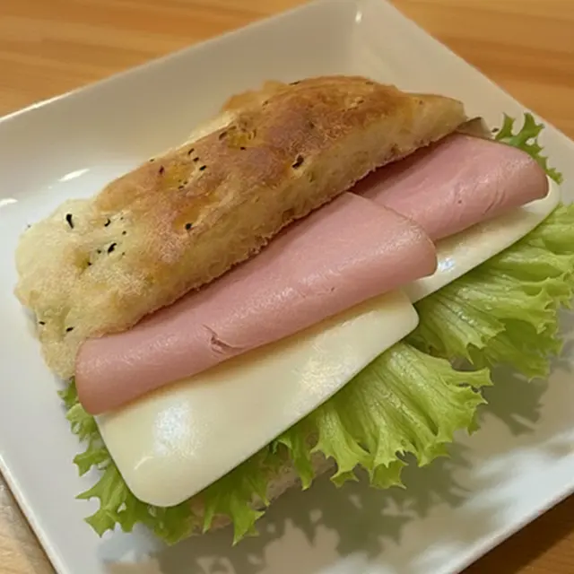 ハムチーズサンド